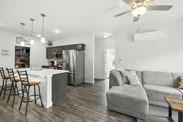 $289,900 | 1601 North Windsor Avenue, Unit 104, Cottage Grove, WI 53527