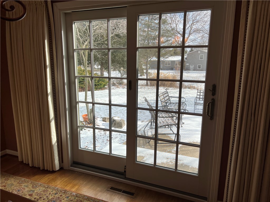 18 Southcross Trail Perinton, NY 14450 - Photo 10 of 31