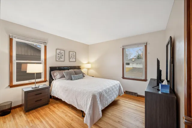 $4,300 | 8213 Quinn Road, Bloomington, MN 55437