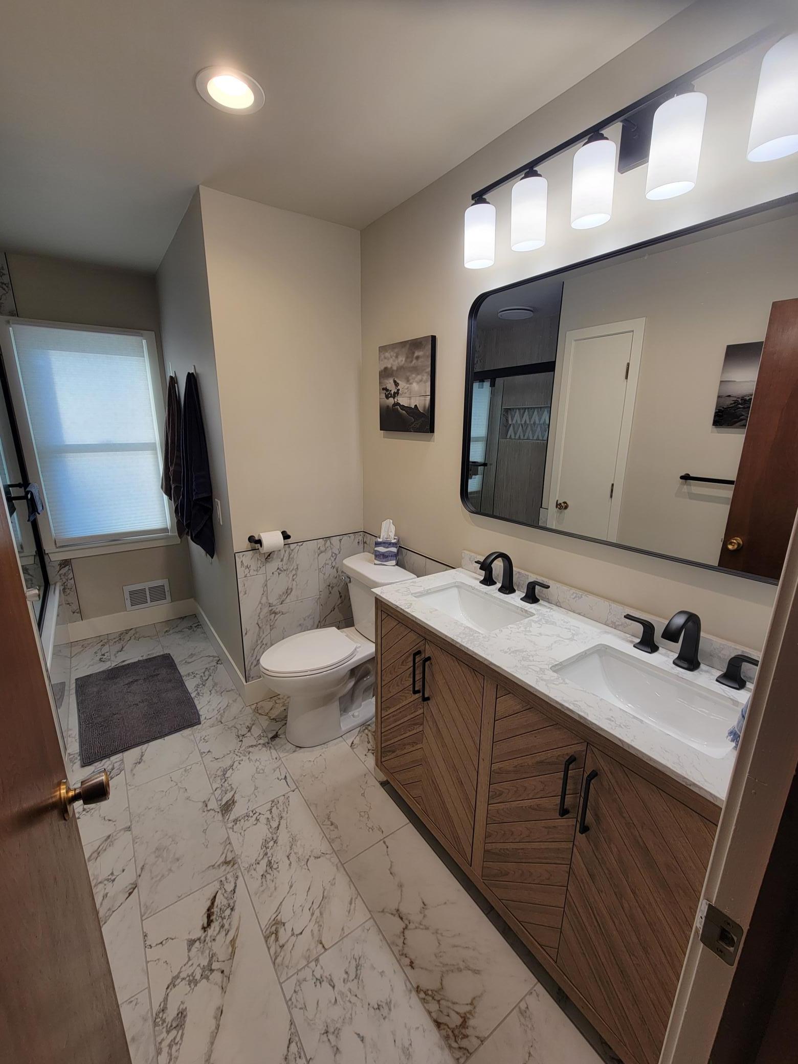 8213 Quinn Road Bloomington, MN 55437 - Photo 6 of 24