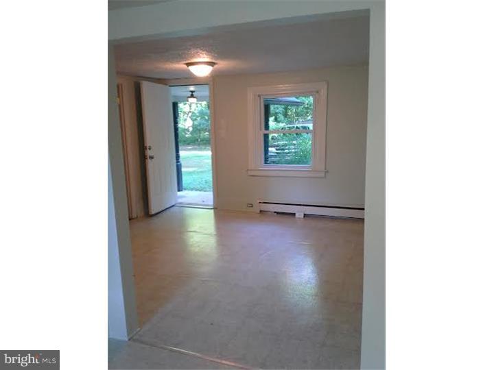 2430 Three Mile Run Road Perkasie, PA 18944 - Photo 3 of 12 Living Room