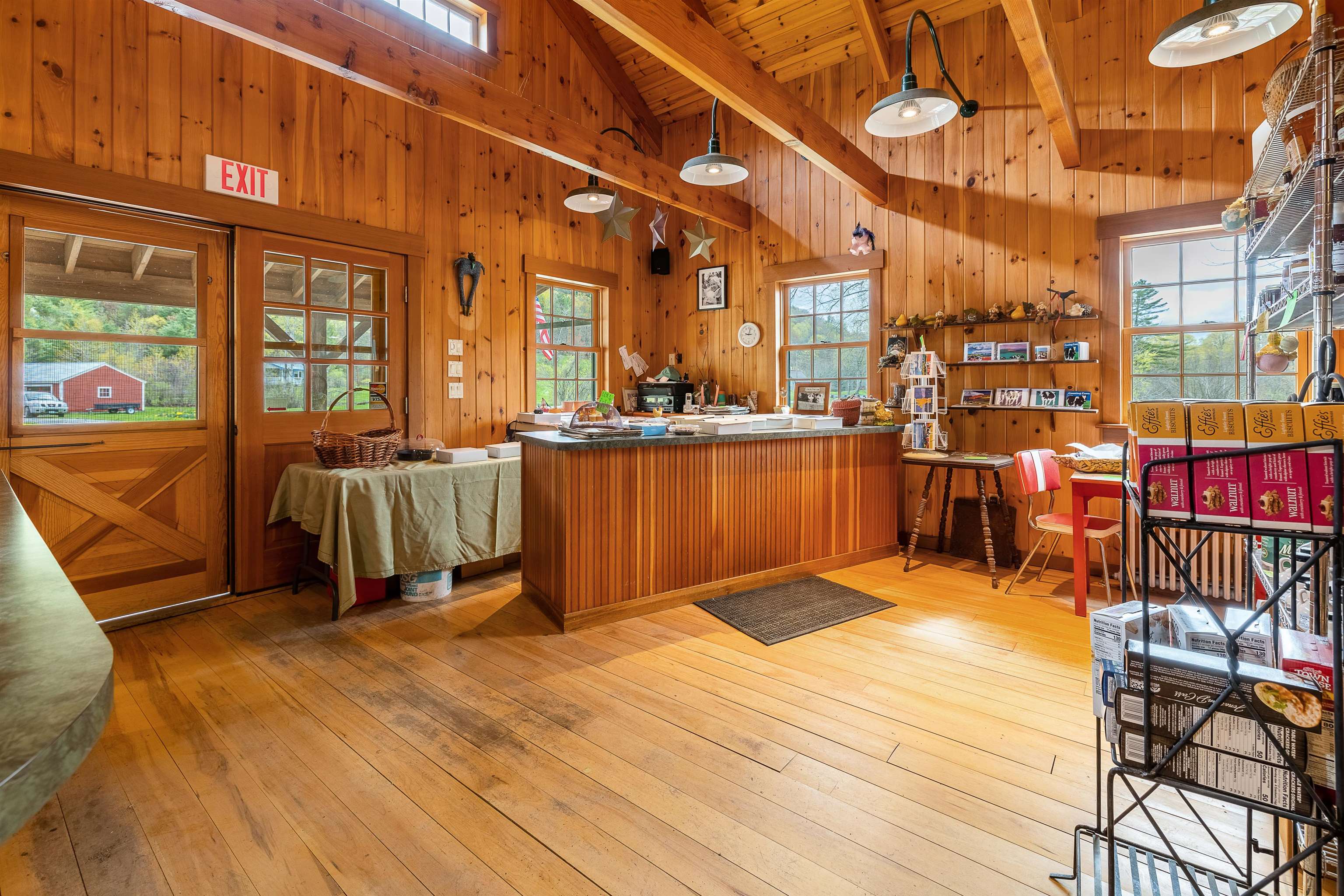 49 Highway 12 Pomfret, VT 05091 - Photo 31 of 36