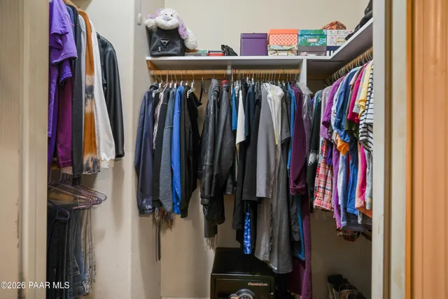 $275,000 | 38236 West Howling Coyote Road, Seligman, AZ 86337