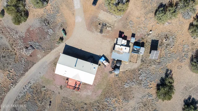 $275,000 | 38236 West Howling Coyote Road, Seligman, AZ 86337