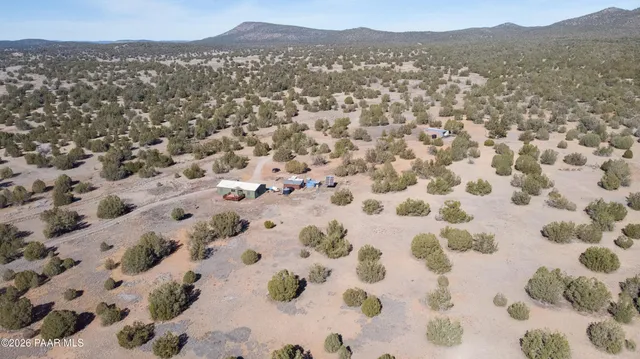 $275,000 | 38236 West Howling Coyote Road, Seligman, AZ 86337