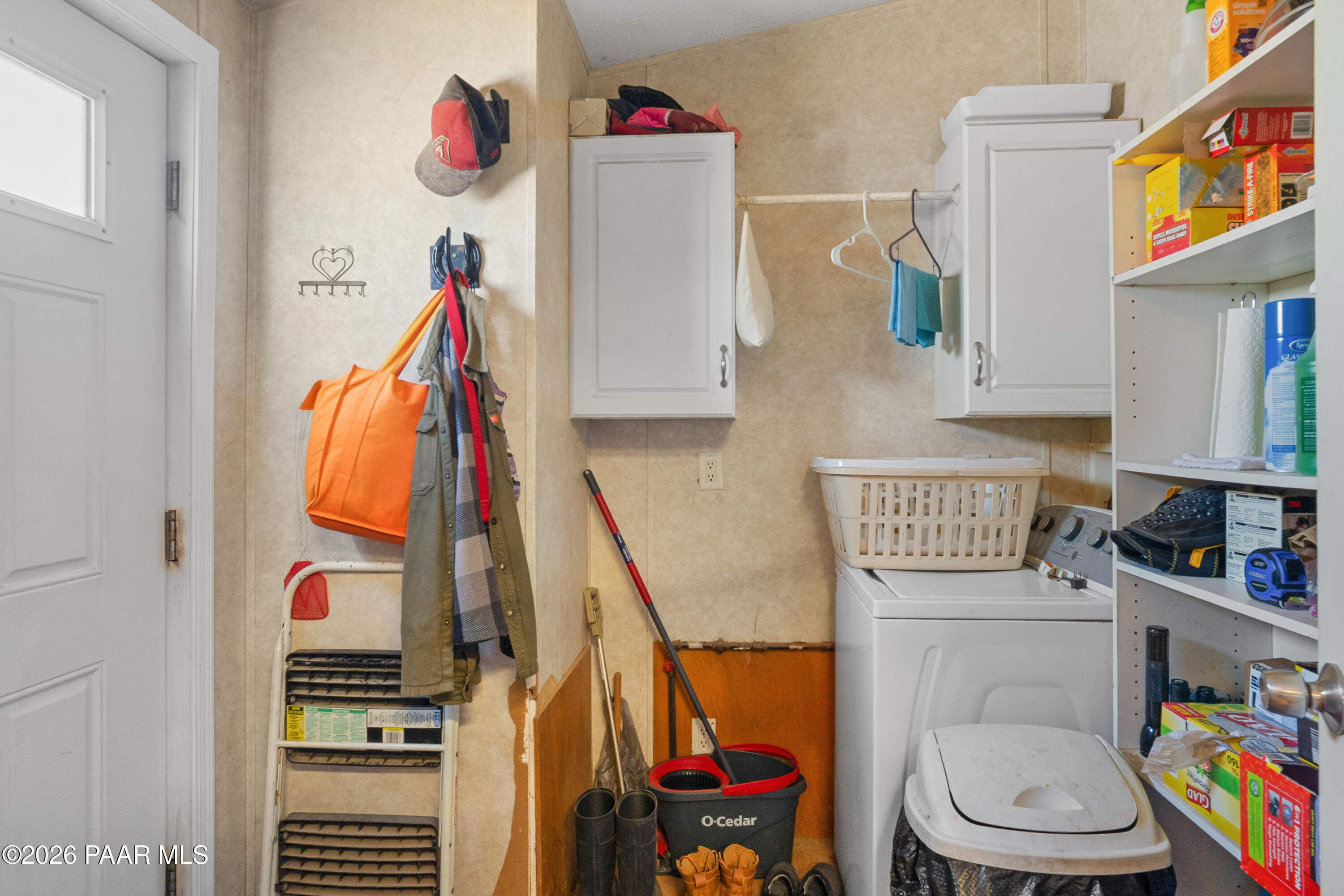 38236 West Howling Coyote Road Seligman, AZ 86337 - Photo 9 of 64 NK208478