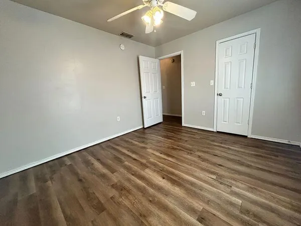 $950 | 1116 82nd Street, Unit B, Lubbock, TX 79423