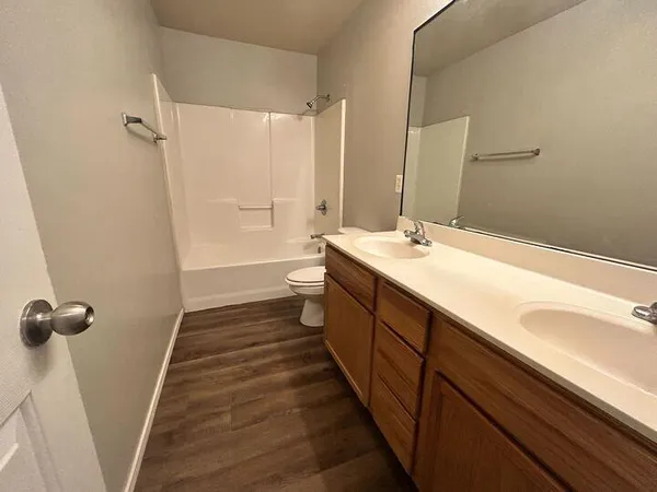 $950 | 1116 82nd Street, Unit B, Lubbock, TX 79423