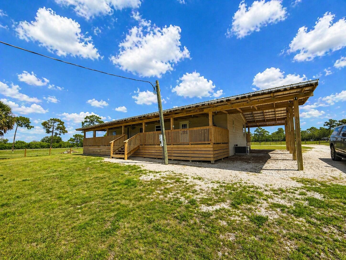 1075 Southwest Rucks Dairy Road Okeechobee, FL 34974 - Photo 2 of 36 7C48F3DE-0B02-4280-A41C-8108788F3379