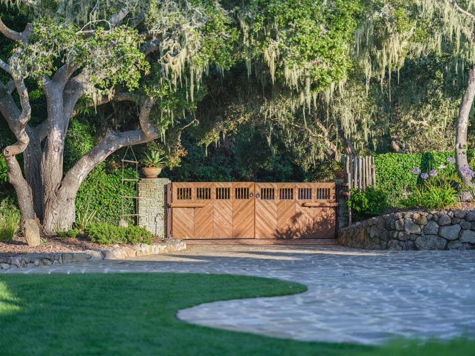 1340 Jacks Road Monterey, CA 93940 - Photo 2 of 37 a view of park