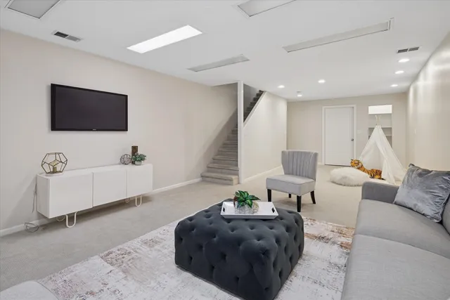 $950,000 | 2743 North Wolcott Avenue, Unit 37, Chicago, IL 60614