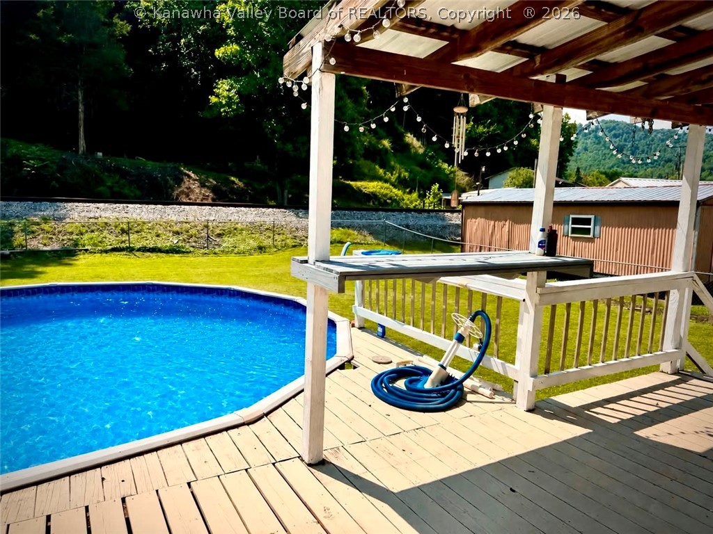 327 Big Branch Road Danville, WV 25053 - Photo 7 of 21 Gallery Image 7