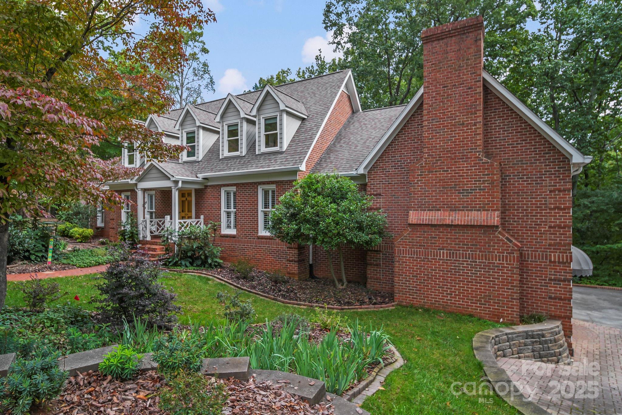 204 Keyhole Court Cramerton, NC 28032 - Photo 3 of 48
