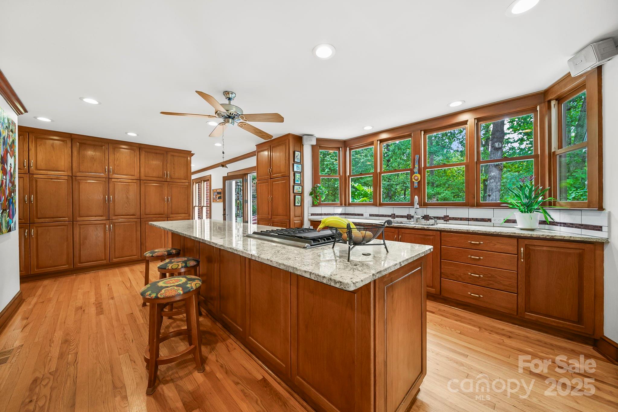 204 Keyhole Court Cramerton, NC 28032 - Photo 7 of 48