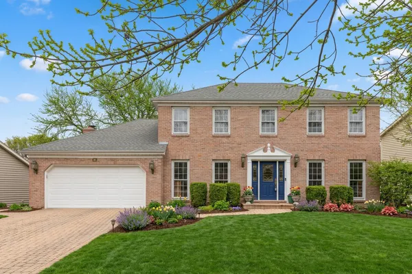 $799,900 | 381 Prairie Knoll Drive, Naperville, IL 60565