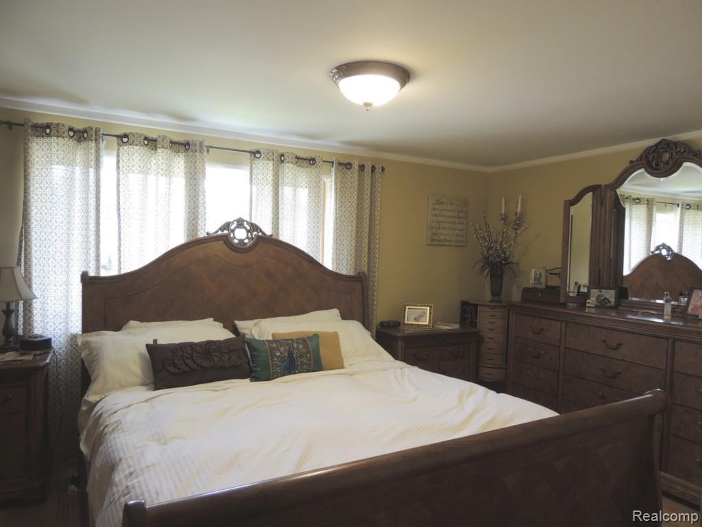 8664 Chicago Road Warren, MI 48093 - Photo 20 of 34 DSCN3760.jpg
