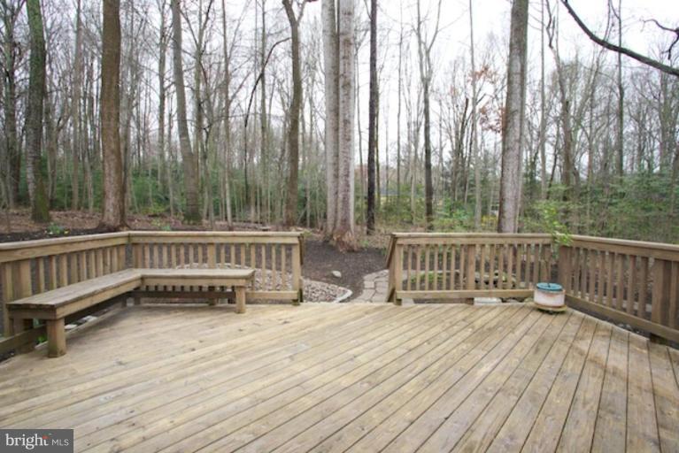 11510 Drop Forge Lane Reston, VA 20191 - Photo 16 of 24 Deck