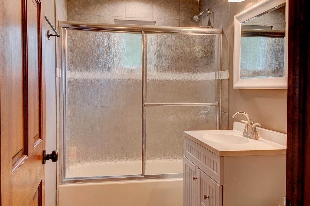 60 Fairmount Church Road West Finley, PA 15377 - Photo 8 of 25