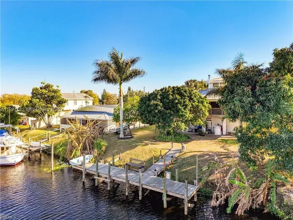 $325,000 | 1071 Schooner Lane, Moore Haven, FL 33471