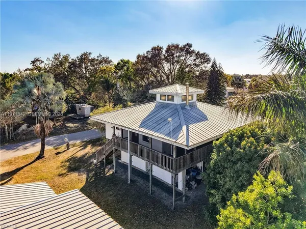 $325,000 | 1071 Schooner Lane, Moore Haven, FL 33471