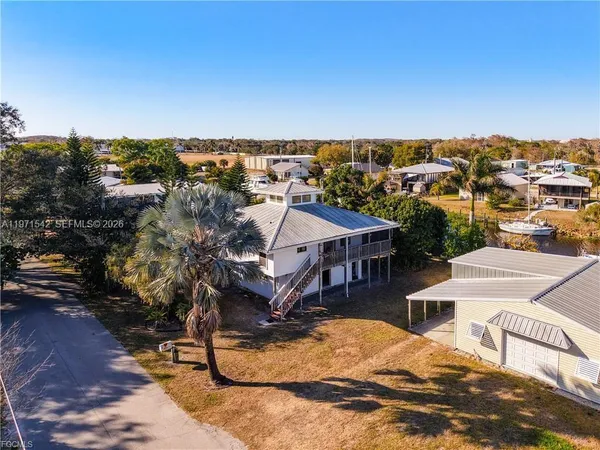 $325,000 | 1071 Schooner Lane, Moore Haven, FL 33471