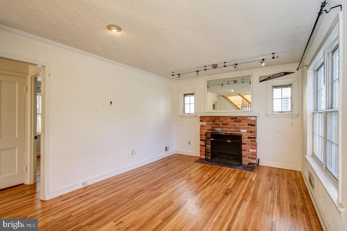 3322 Jones Bridge Road Chevy Chase, MD 20815 - Photo 2 of 30 Gallery Image 2