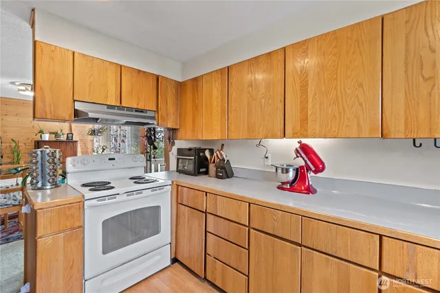 $489,000 | 1718 8th Street Northeast, East Wenatchee, WA 98802