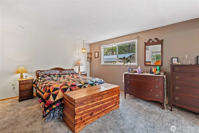 $489,000 | 1718 8th Street Northeast, East Wenatchee, WA 98802