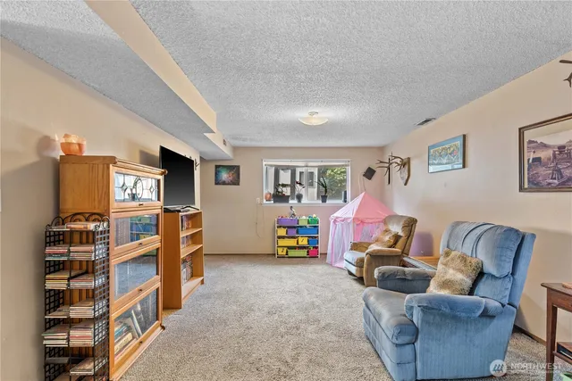 $489,000 | 1718 8th Street Northeast, East Wenatchee, WA 98802