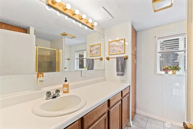 $489,000 | 1718 8th Street Northeast, East Wenatchee, WA 98802