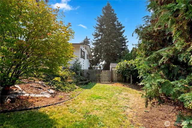 $489,000 | 1718 8th Street Northeast, East Wenatchee, WA 98802