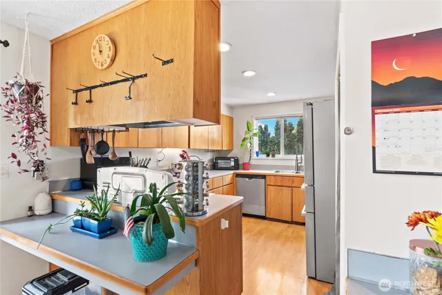 $489,000 | 1718 8th Street Northeast, East Wenatchee, WA 98802