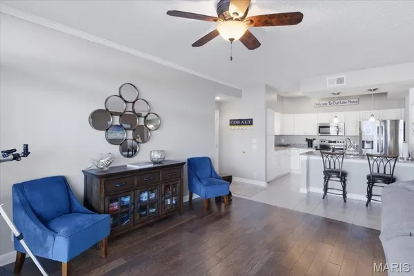 $499,000 | 117 Evergreen Condo Drive, Unit 1B, Sunrise Beach, MO 65079