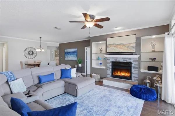 $499,000 | 117 Evergreen Condo Drive, Unit 1B, Sunrise Beach, MO 65079