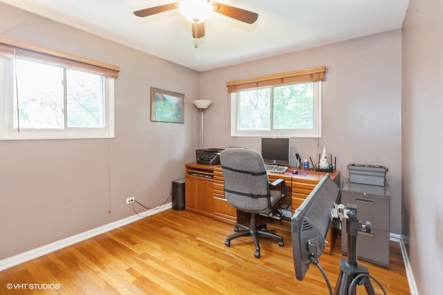 2S200 Valley Road Lombard, IL 60148 - Photo 11 of 26