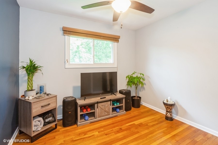 2S200 Valley Road Lombard, IL 60148 - Photo 12 of 26