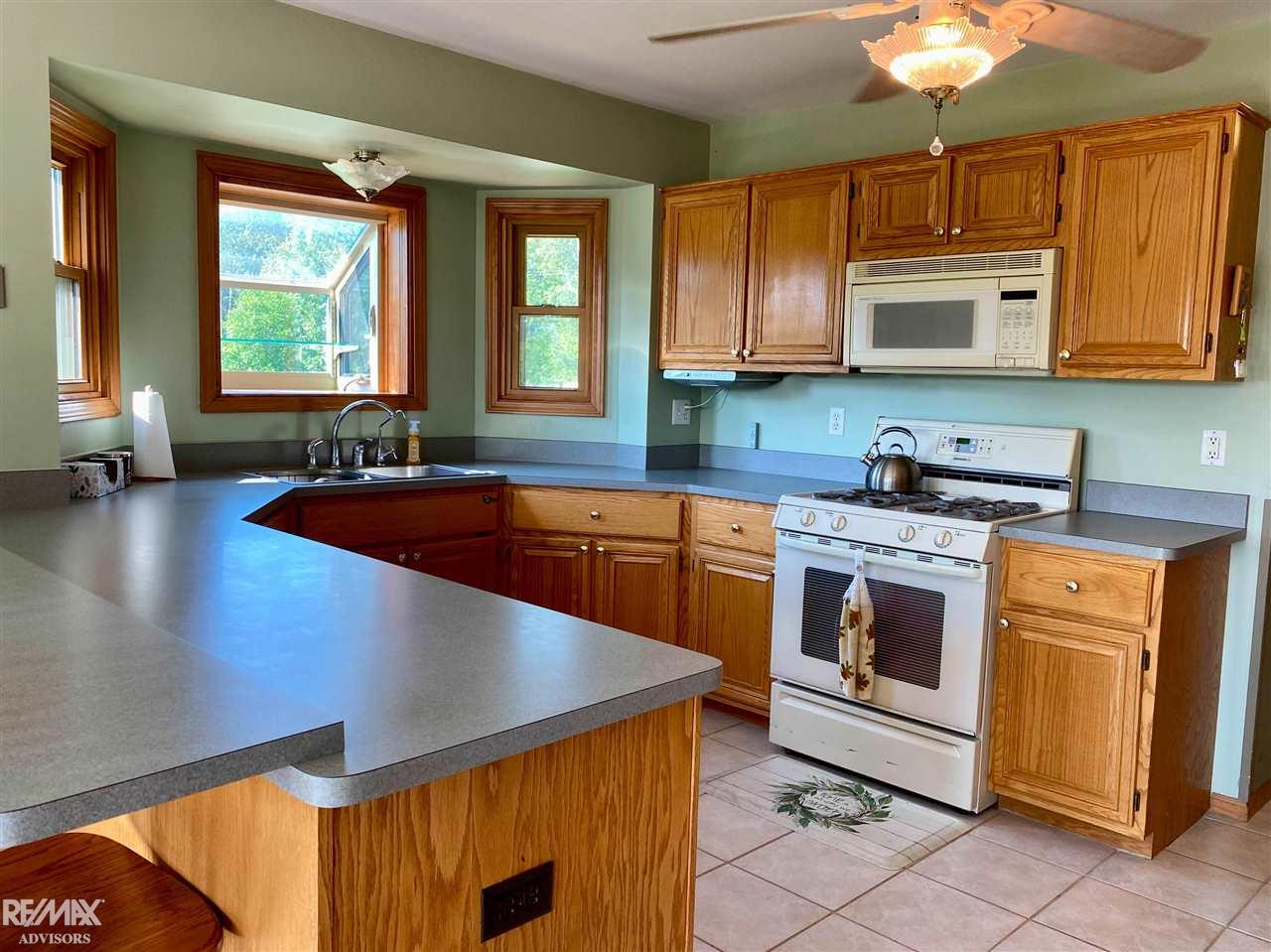 2326 Miller Road Memphis, MI 48041 - Photo 15 of 37 50052375-14.JPG