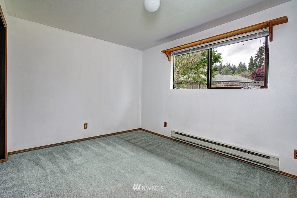 716 232nd Street Southeast Bothell, WA 98021 - Photo 13 of 25