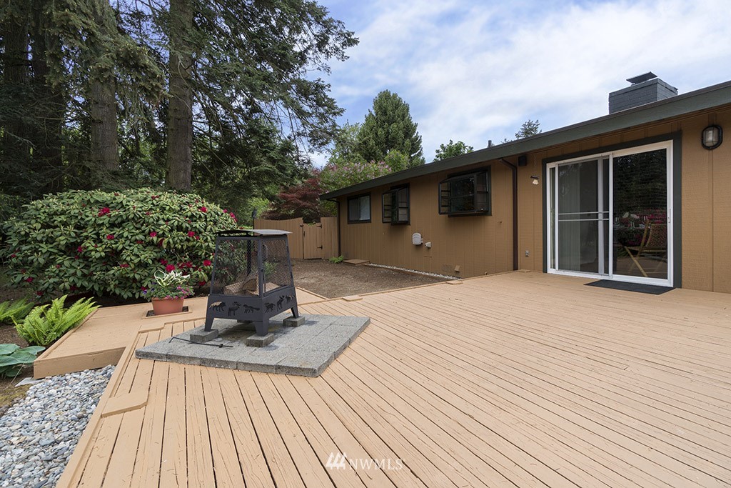 716 232nd Street Southeast Bothell, WA 98021 - Photo 20 of 25