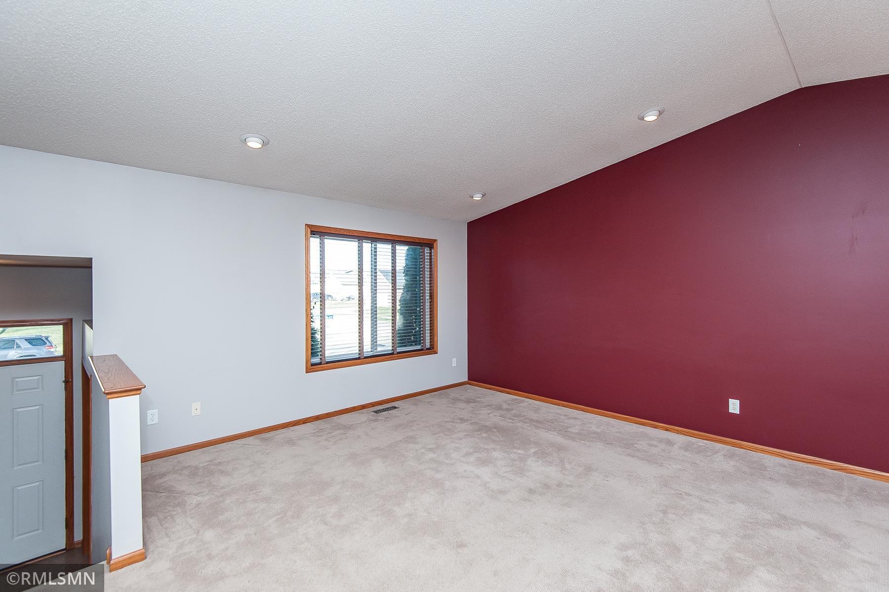 4804 Chieftain Drive Northwest Rochester, MN 55901 - Photo 8 of 24