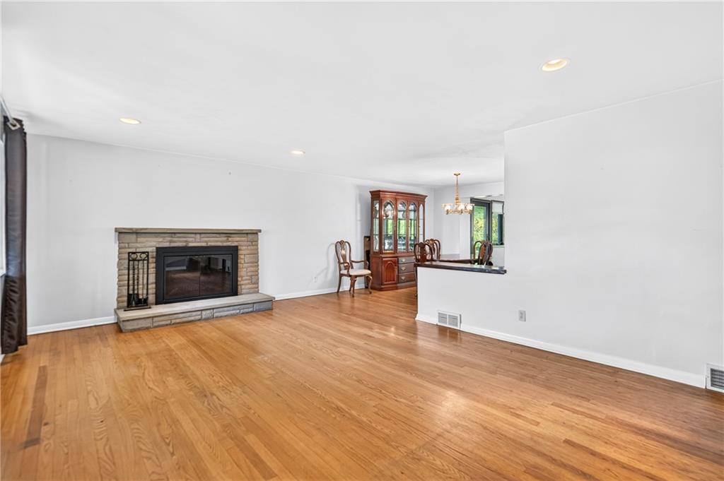 5184 Richland Road Gibsonia, PA 15044 - Photo 3 of 39