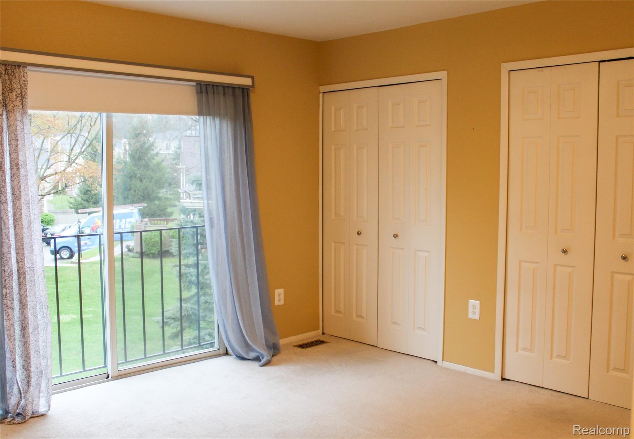 1462 Knights Ridge Court Rochester, MI 48306 - Photo 19 of 49 Master Bedroom.jpg