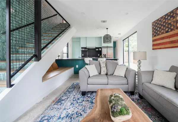 $3,650 | 1103 Cherico Street, Unit 2, Austin, TX 78702