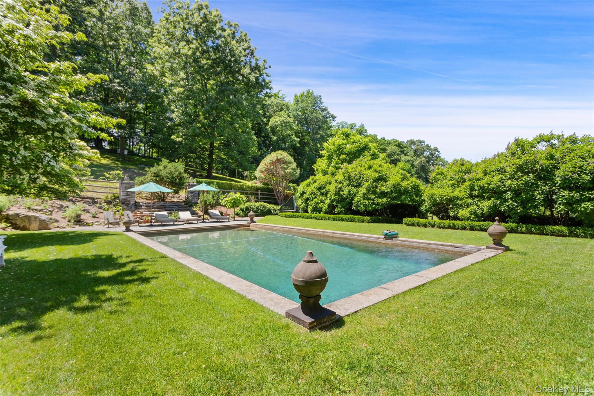 242 Croton Lake Road Katonah, NY 10536 - Photo 6 of 29