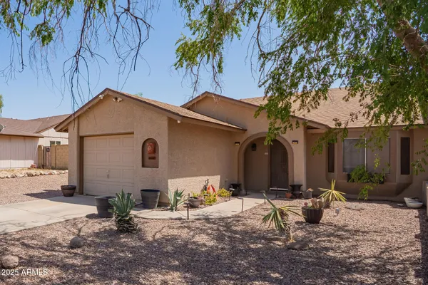 $325,000 | 3231 West Tonopah Drive, Phoenix, AZ 85027