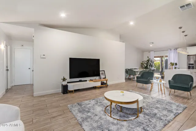 $339,000 | 3231 West Tonopah Drive, Phoenix, AZ 85027