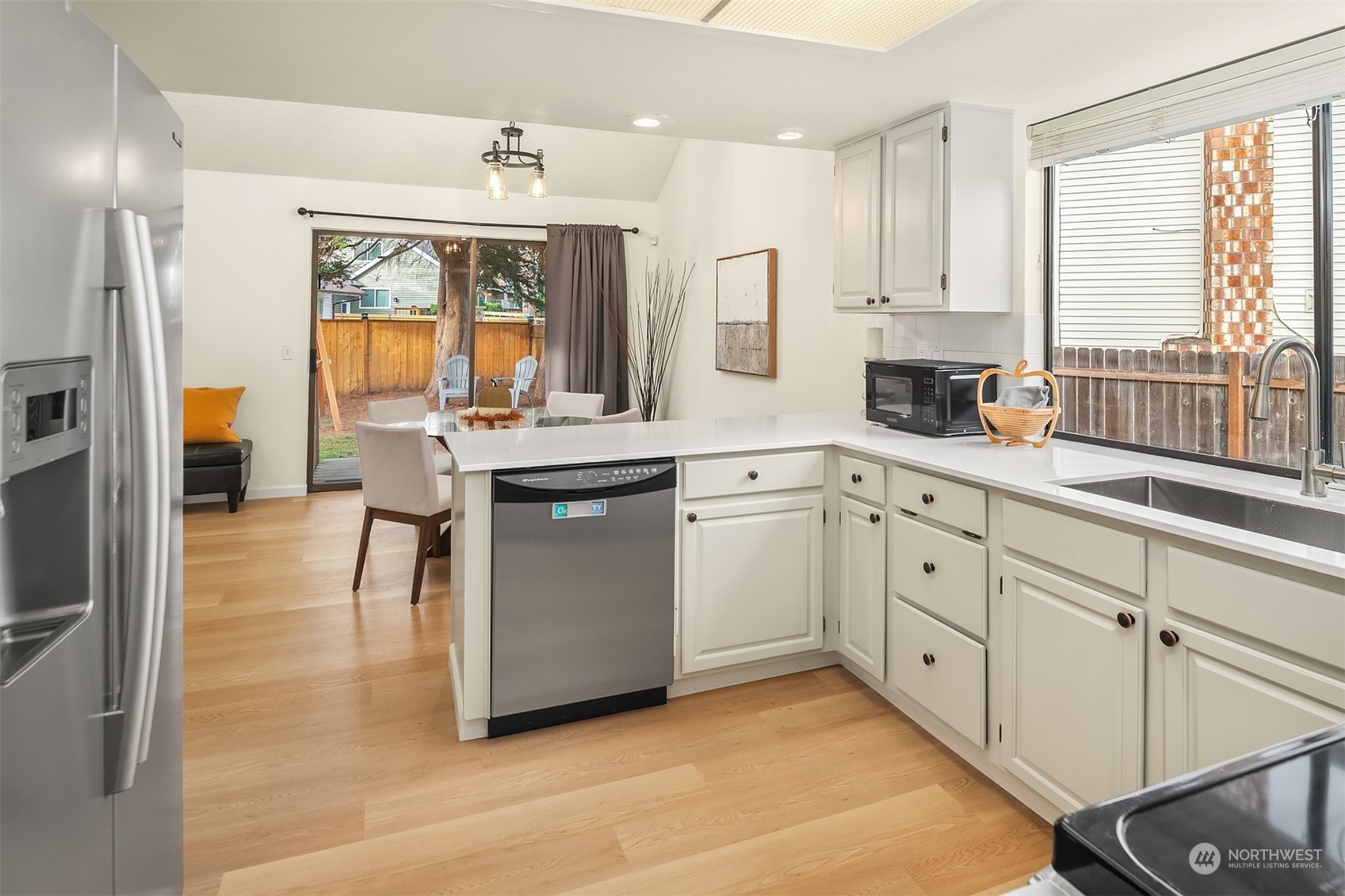 4248 Southwest 323rd Street Federal Way, WA 98023 - Photo 13 of 27 Gallery Image 13