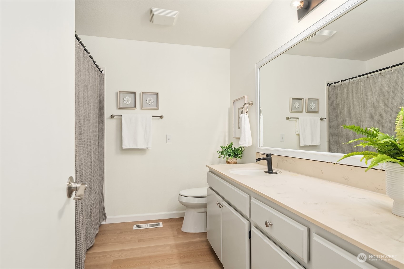 4248 Southwest 323rd Street Federal Way, WA 98023 - Photo 21 of 27 Gallery Image 21