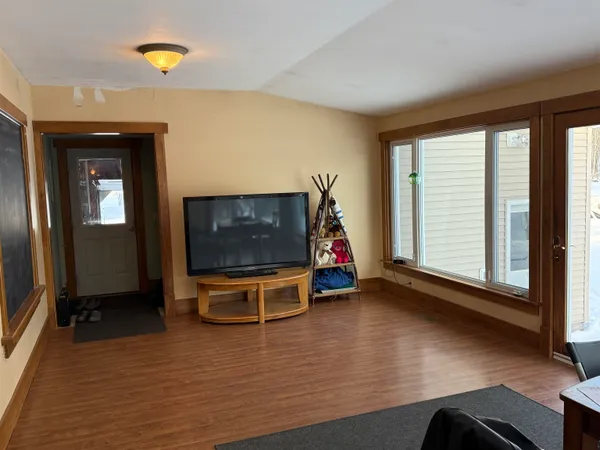 $269,500 | 220 Hall Strm Road, Canaan, VT 05902