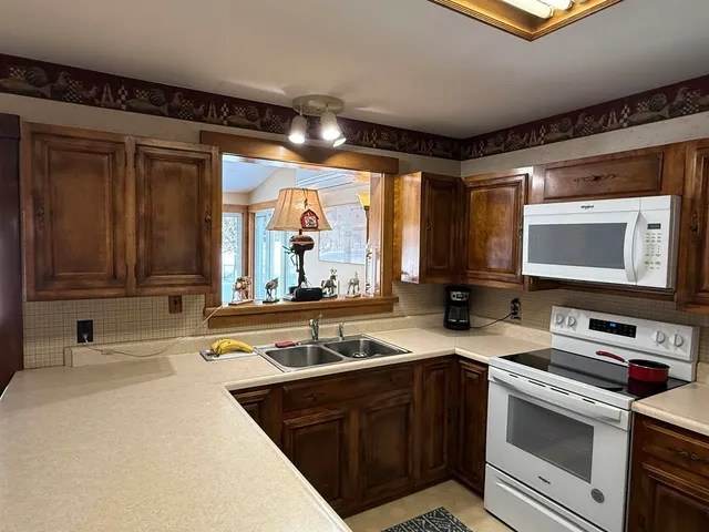 $295,000 | 220 Hall Strm Road, Beecher Falls, VT 05902